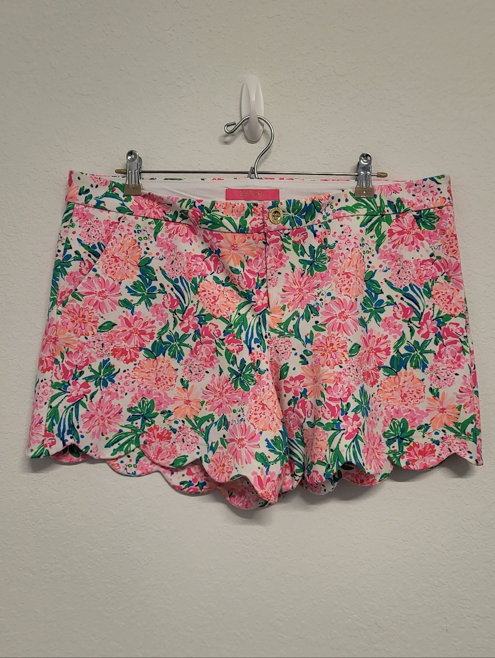 Lilly Pulitzer Buttercup Knit Short Thats What I Heard Size 16